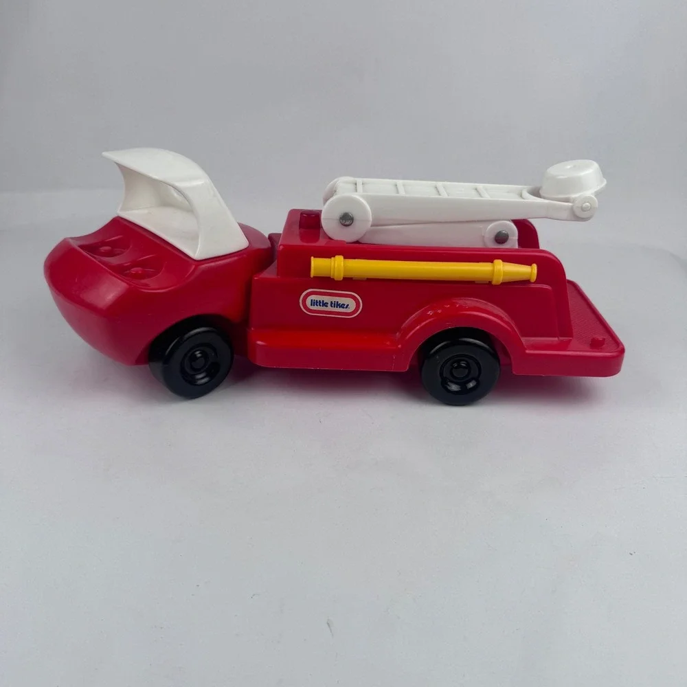 Vintage 90s Little Tikes Firetruck w Ladder No Figures